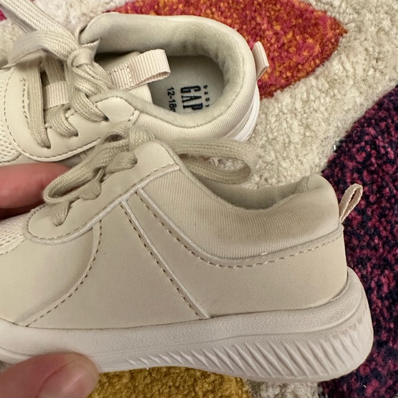 Baby Gap Sneakers 12-18 m - Picture 5 of 5